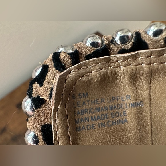 NWOT Women's GB Leopard Print Studded Ankle Boot Booties size 6.5 - Picture 5 of 8